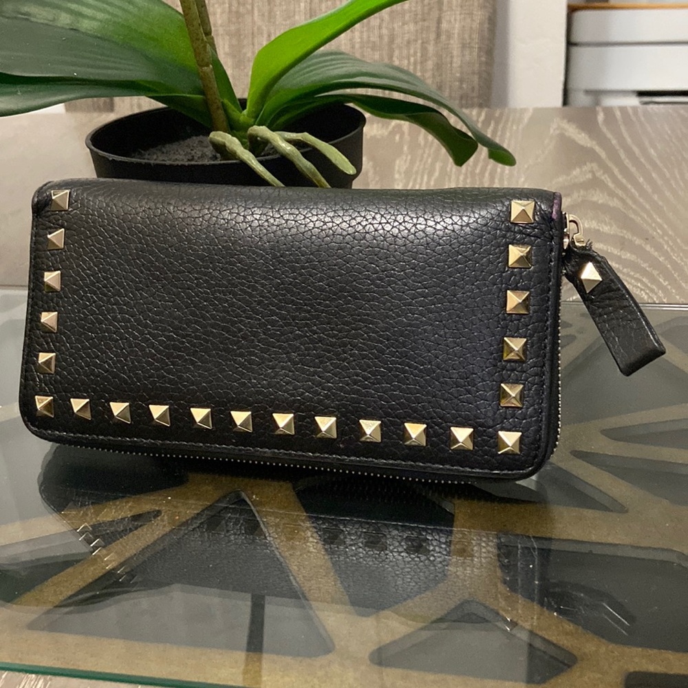 Valentino Garavani Rockstud Continental Wallet